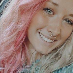 Meet your Posher, Anastasia